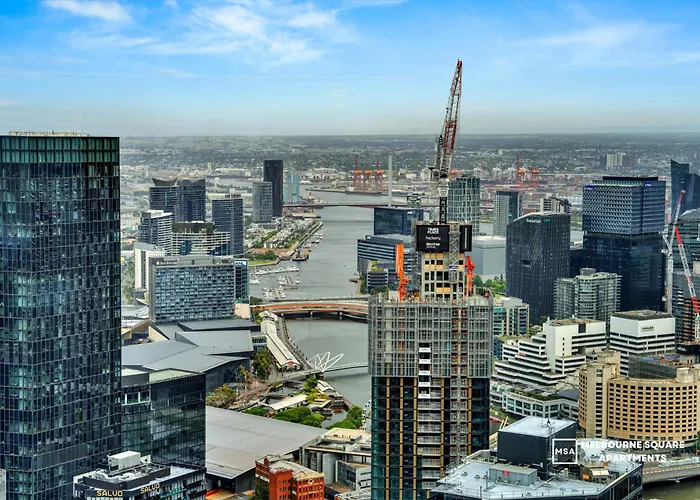 Melbourne Square Apartments